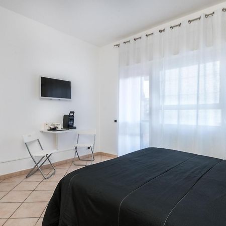Travelershome 7Metri Guesthouse チャンピーノ エクステリア 写真