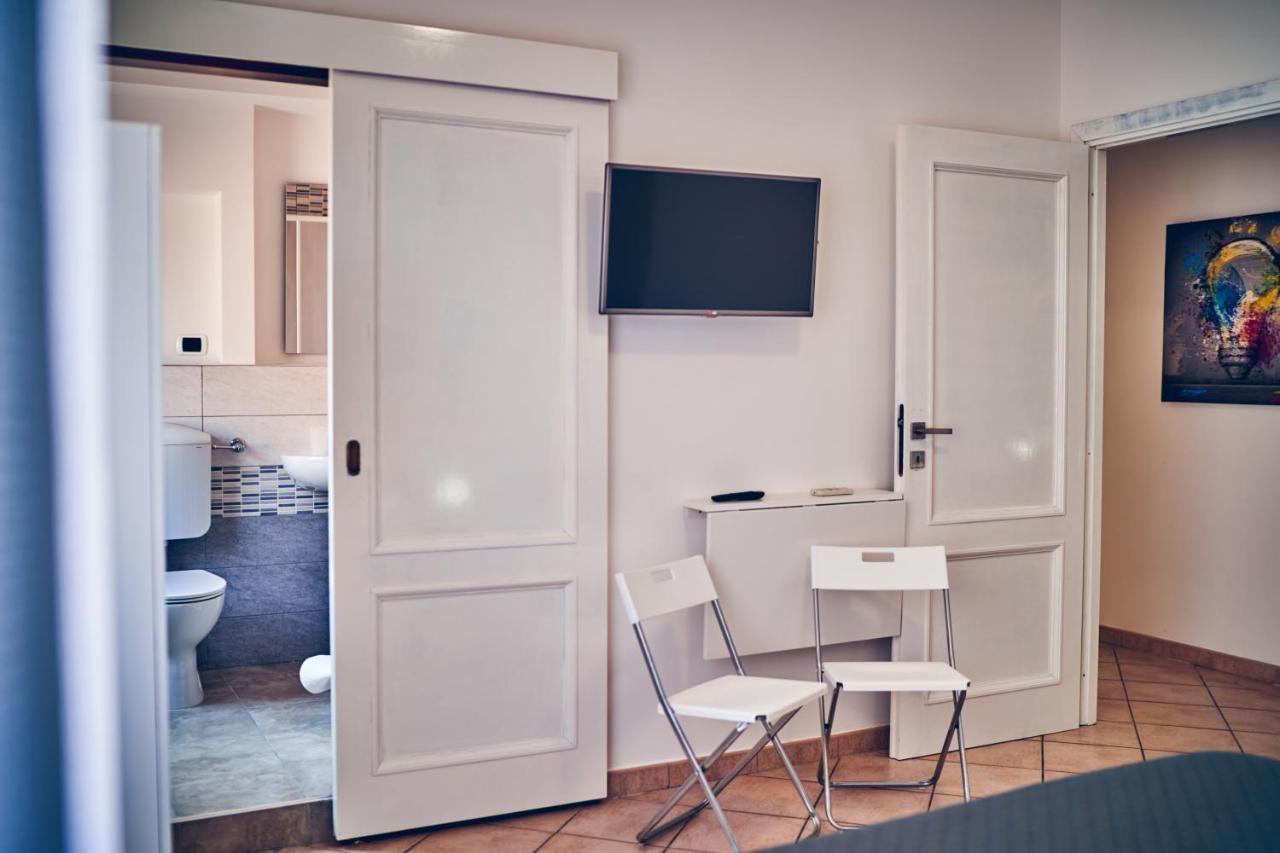 Travelershome 7Metri Guesthouse チャンピーノ エクステリア 写真