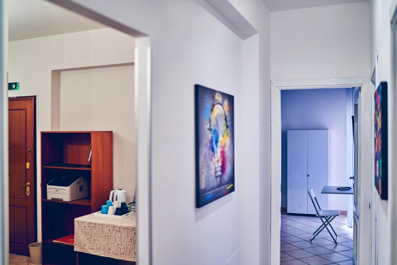 Travelershome 7Metri Guesthouse チャンピーノ エクステリア 写真