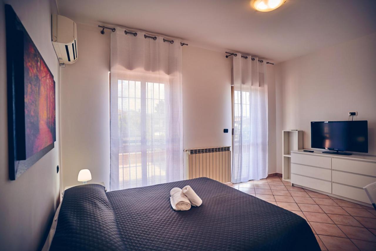 Travelershome 7Metri Guesthouse チャンピーノ エクステリア 写真