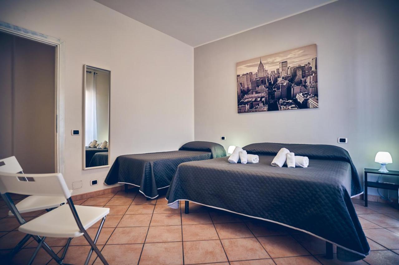 Travelershome 7Metri Guesthouse チャンピーノ エクステリア 写真