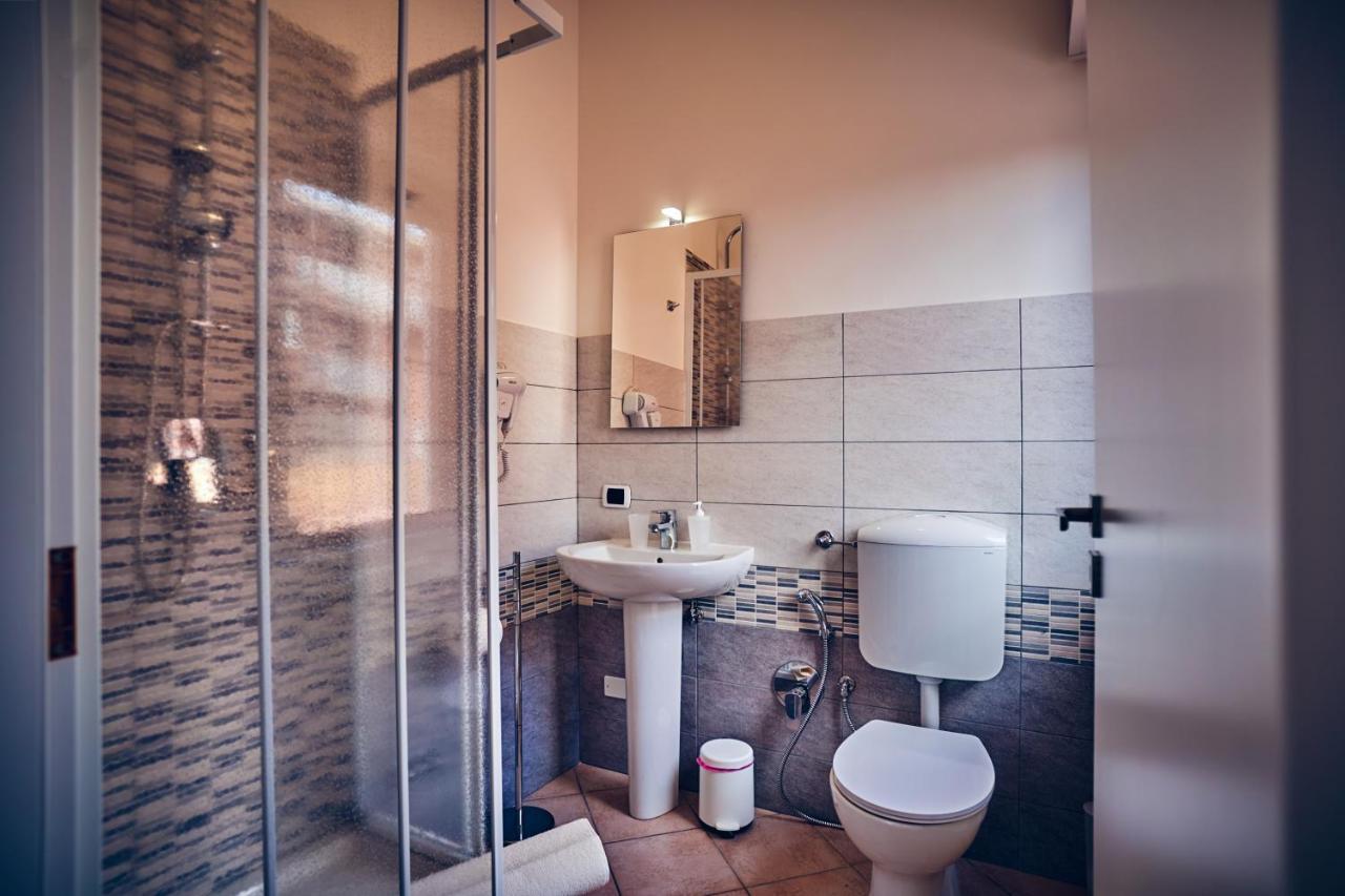 Travelershome 7Metri Guesthouse チャンピーノ エクステリア 写真